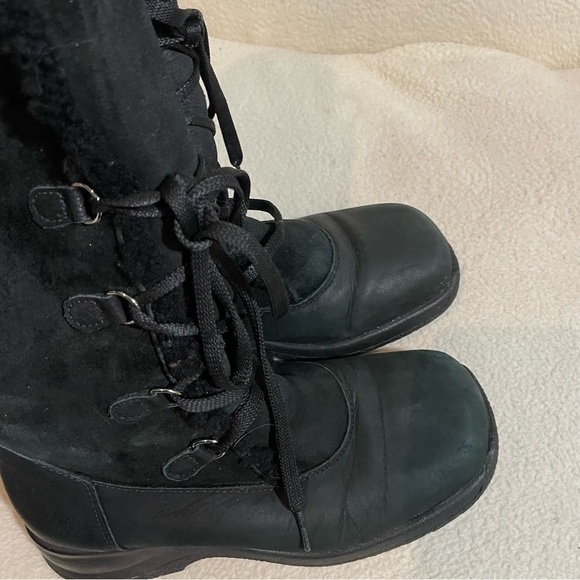𝅺LA Canadienne suede leather sheepskin lined boots - Picture 7 of 9
